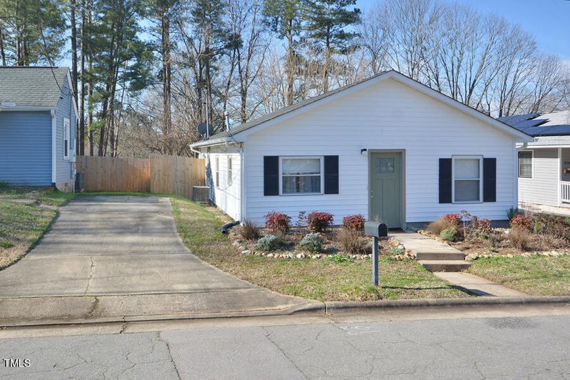 916 Corona St, Durham, NC 27707