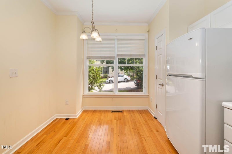 916 Edgewater Cir, Chapel Hill, NC 27516