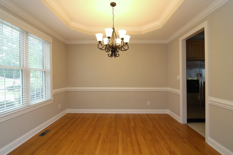 916 Haddon Hall Dr, Apex, NC 27502