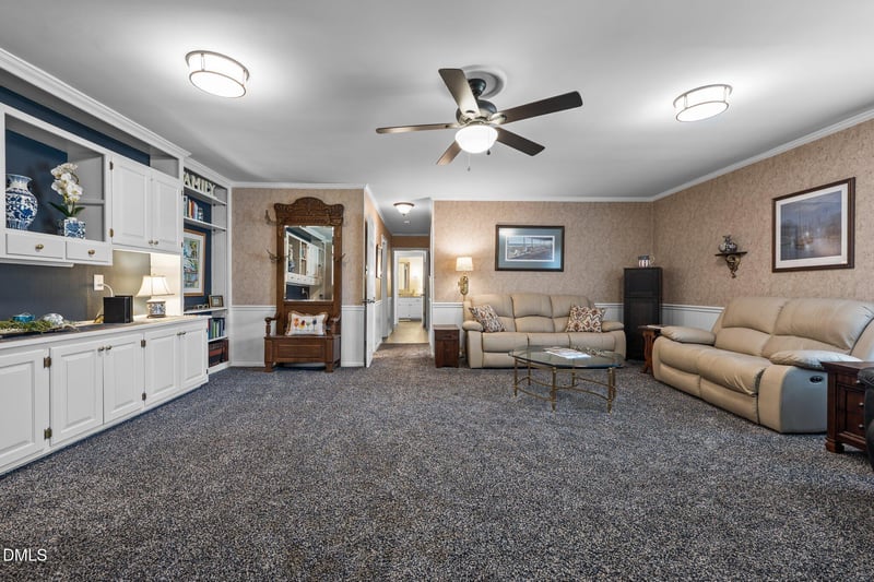 916 Hanford Rd, Graham, NC 27253
