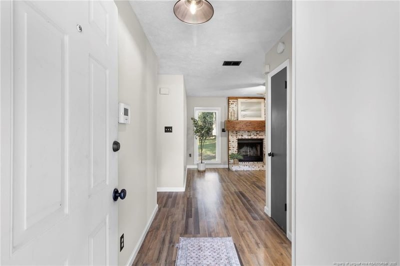 916 Inglewood Ln, Fayetteville, NC 28314