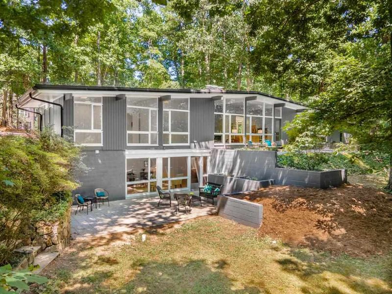 916 Kings Mill Rd, Chapel Hill, NC 27517