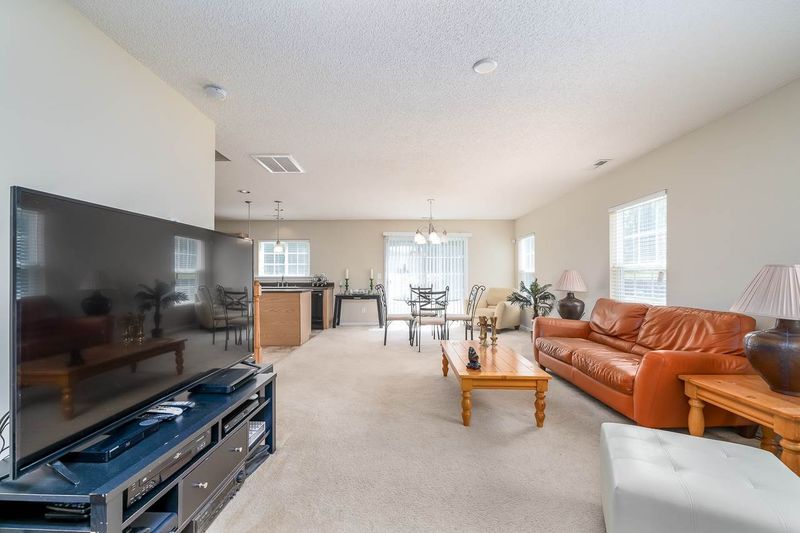 916 Obsidian Way, Durham, NC 27703