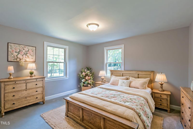 916 Powell Dr, Garner, NC 27529