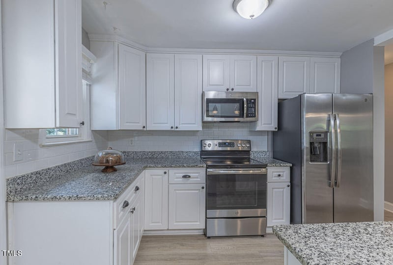 916 Powell Dr, Garner, NC 27529