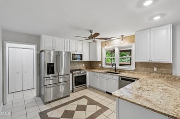 916 Quail Ave, Wake Forest, NC 27587