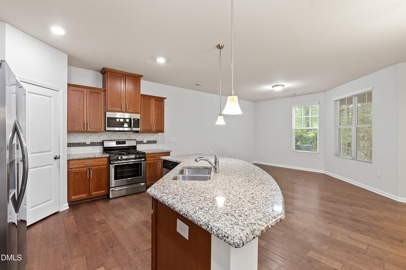 916 Saratoga Dr, Durham, NC 27704