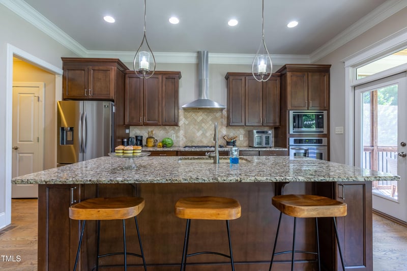 916 Shasta Daisy Dr, Wake Forest, NC 27587