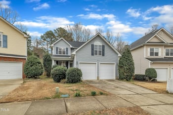 916 Stinson Ave, Holly Springs, NC 27540