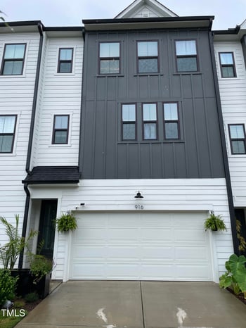 916 Waterside View Dr, Raleigh, NC 27606