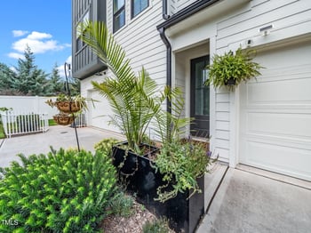 916 Waterside View Dr, Raleigh, NC 27606