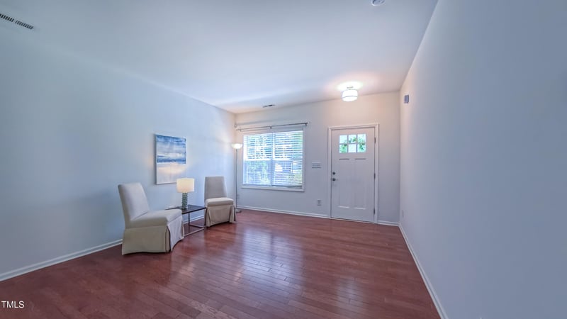 916 Woodside Park Ln, Durham, NC 27704