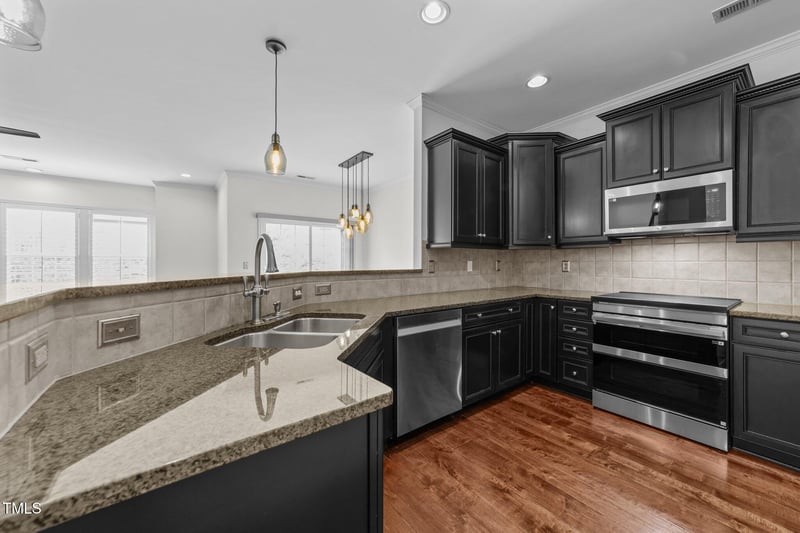 9164 Wooden Rd, Raleigh, NC 27617