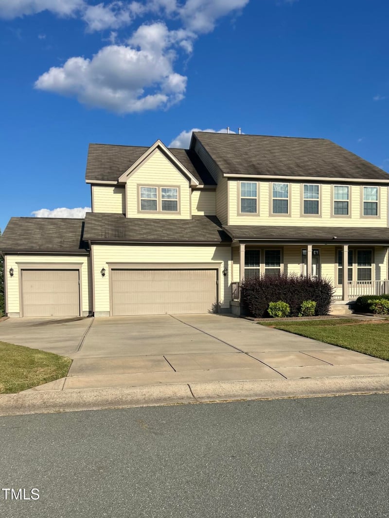 917 Avalon Dr, Mebane, NC 27302