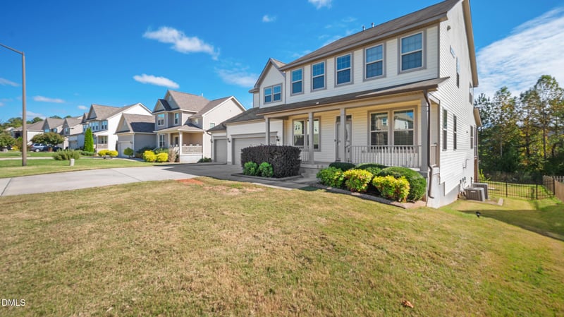 917 Avalon Dr, Mebane, NC 27302