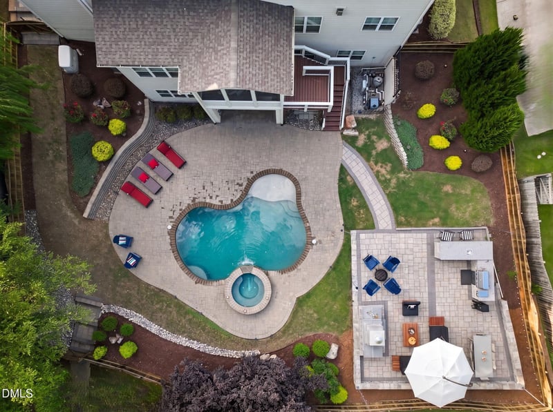 917 Cambridge Hall Loop, Apex, NC 27539