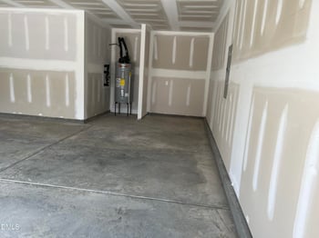 917 Channel Drop Loop, Zebulon, NC 27597