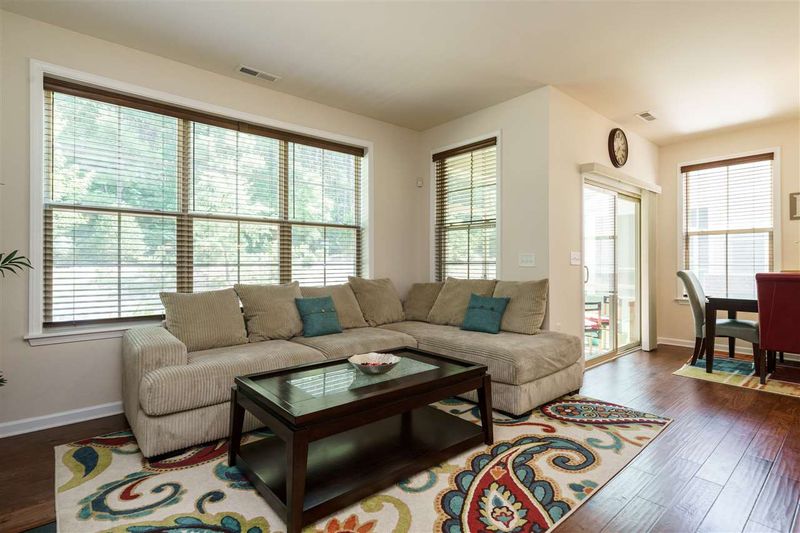917 Contessa Dr, Cary, NC 27513