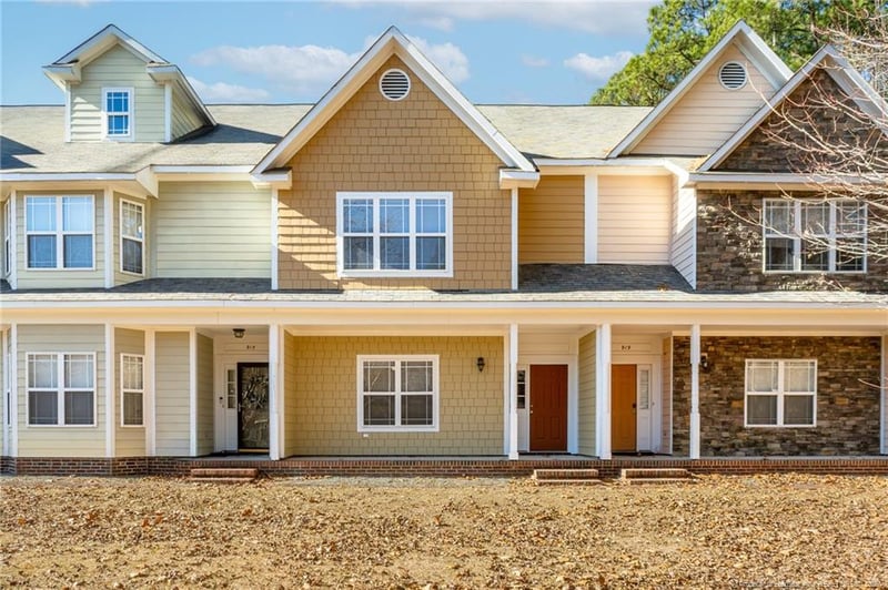 917 Cora Lee Dr, Fayetteville, NC 28303