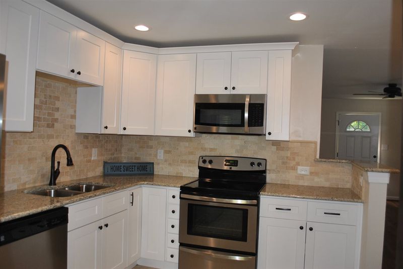 917 Culpepper Ln, Raleigh, NC 27610