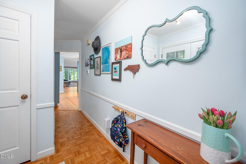 917 Emory Dr, Chapel Hill, NC 27517