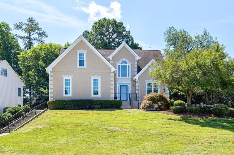 917 Haddon Hall Dr, Apex, NC 27502