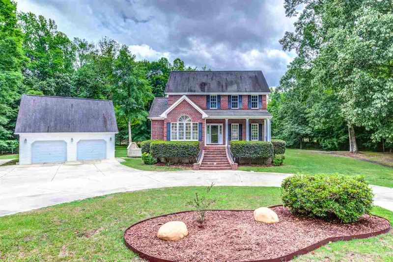 917 Mulberry Rd, Clayton, NC 27520