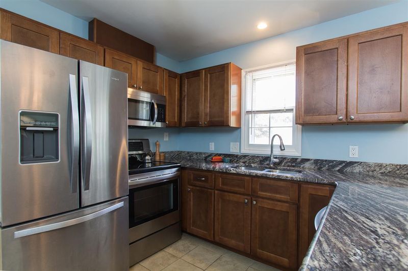917 W Murray Ave, Durham, NC 27704