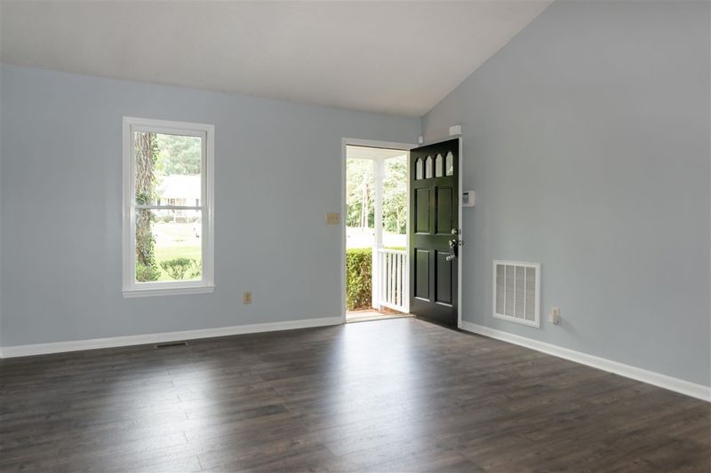 917 Old Zebulon Rd, Wendell, NC 27591