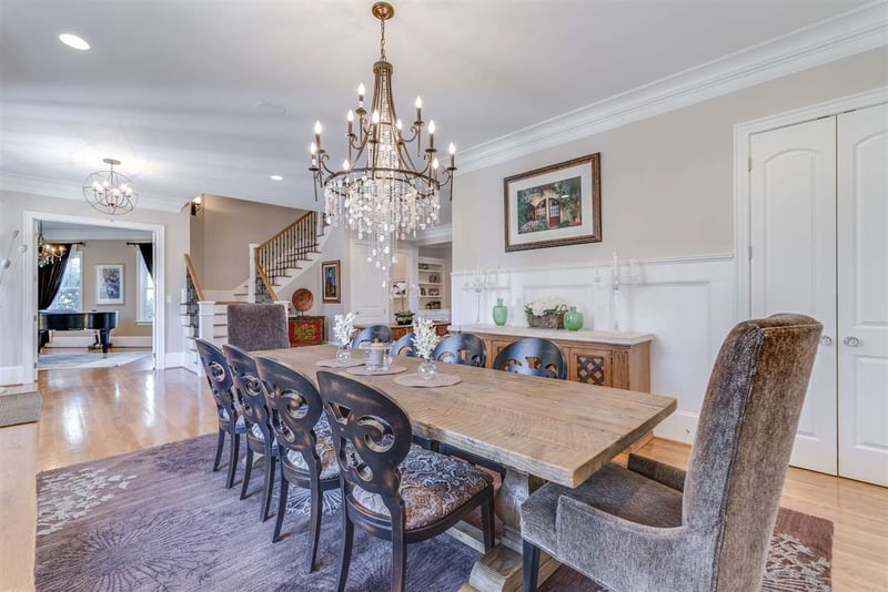 917 Pinehurst Dr, Chapel Hill, NC 27514