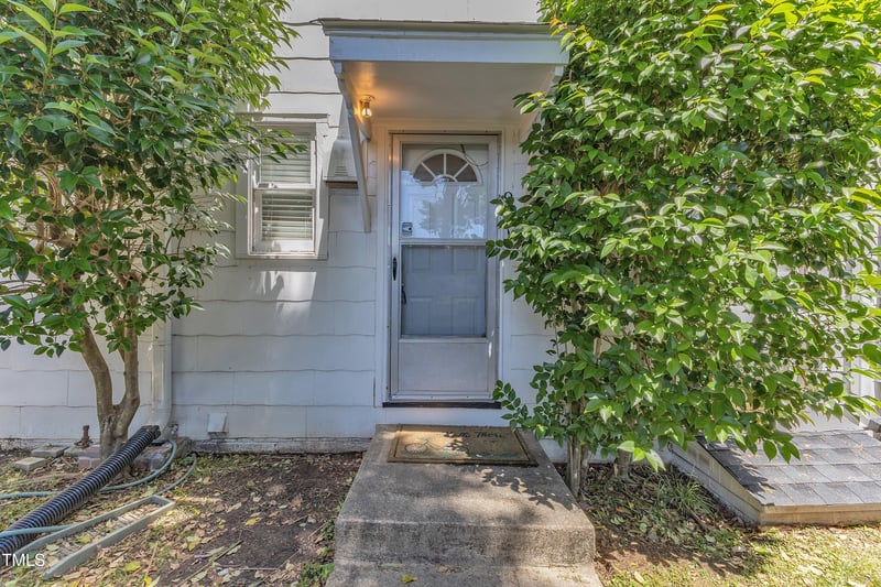 917 Saint Marys St, Raleigh, NC 27605