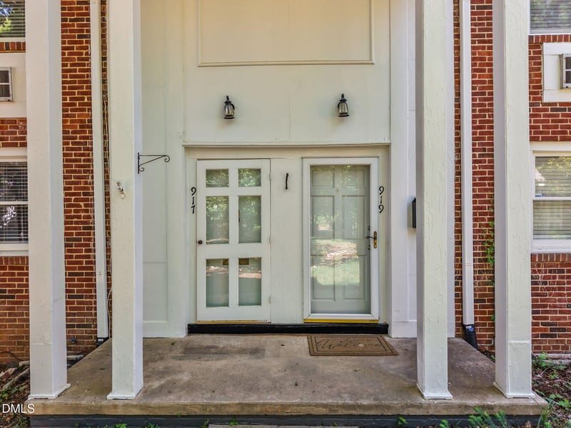 917 Saint Marys St, Raleigh, NC 27605