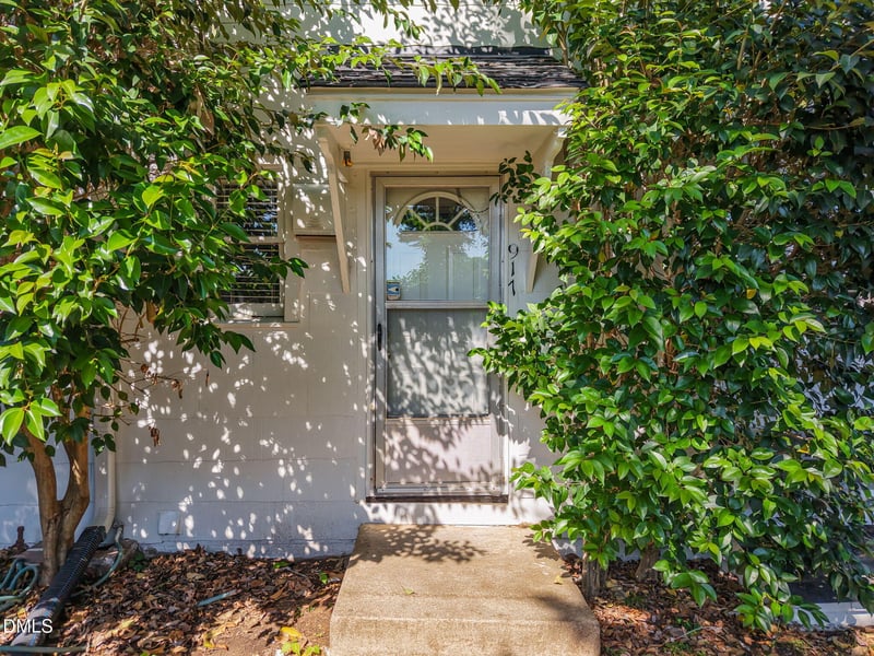 917 Saint Marys St, Raleigh, NC 27605