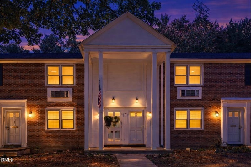 917 St Marys St, Raleigh, NC 27605