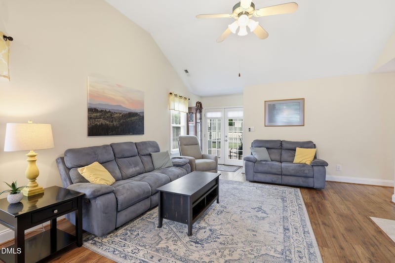 917 Starkland Way, Holly Springs, NC 27540