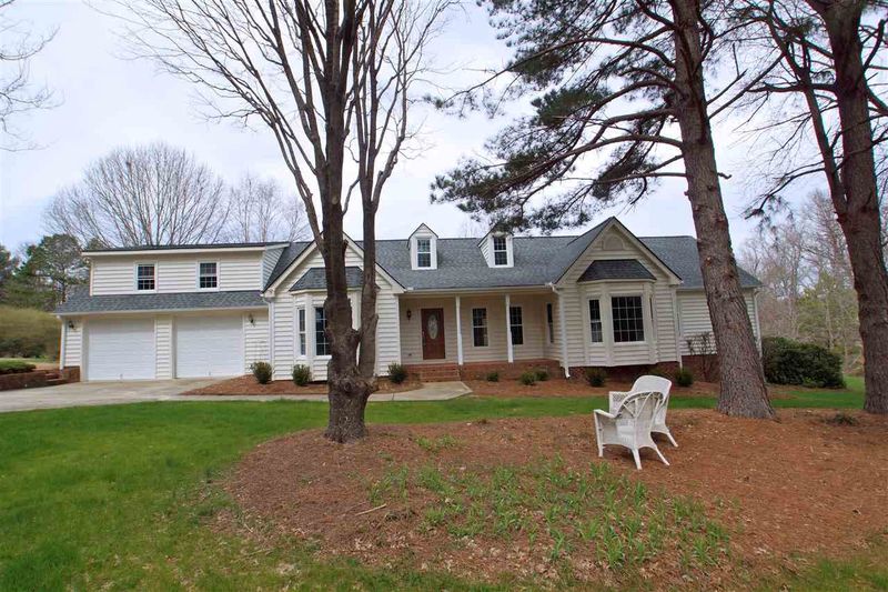 917 Witherbee Ln, Raleigh, NC 27603