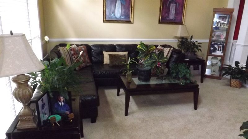 918 Beddingfield Dr, Knightdale, NC 27545