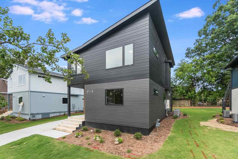 918 S Blount St, Raleigh, NC 27601