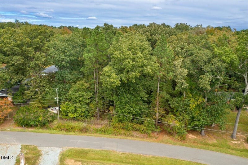 918 Cartman Dr, Durham, NC 27704