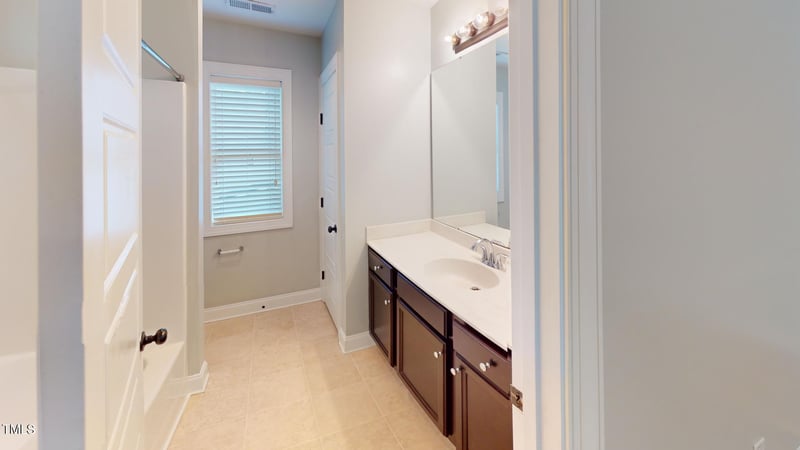 918 Chaney Rd, Raleigh, NC 27606