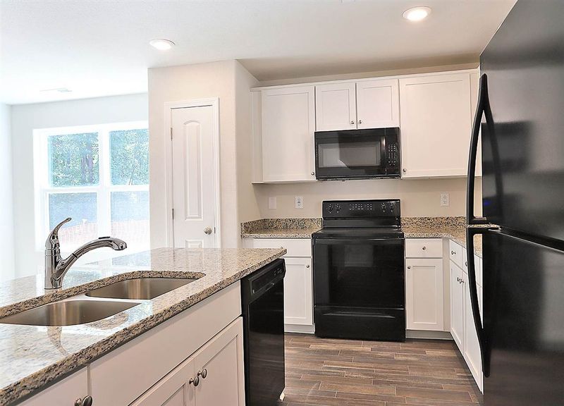 918 E Green St #B102, Franklinton, NC 27525