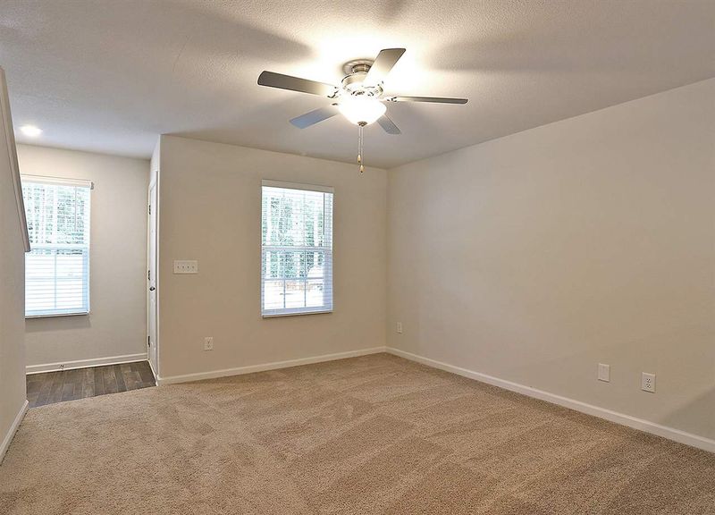 918 E Green St #B106, Franklinton, NC 27525
