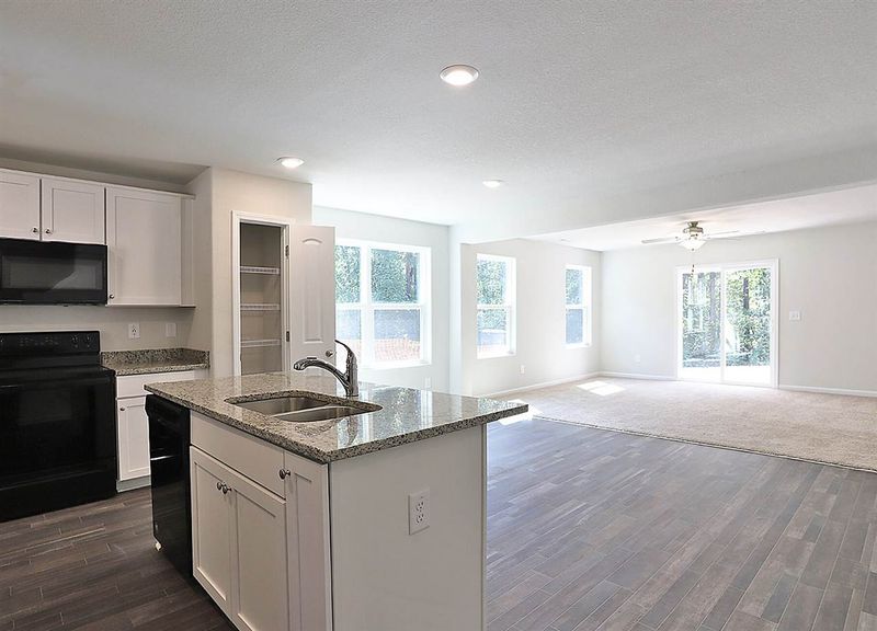 918 E Green St #D111, Franklinton, NC 27525