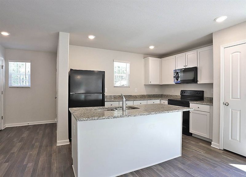 918 E Green St #E111, Franklinton, NC 27525