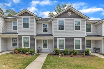 918 Green St #F105, Franklinton, NC 27525