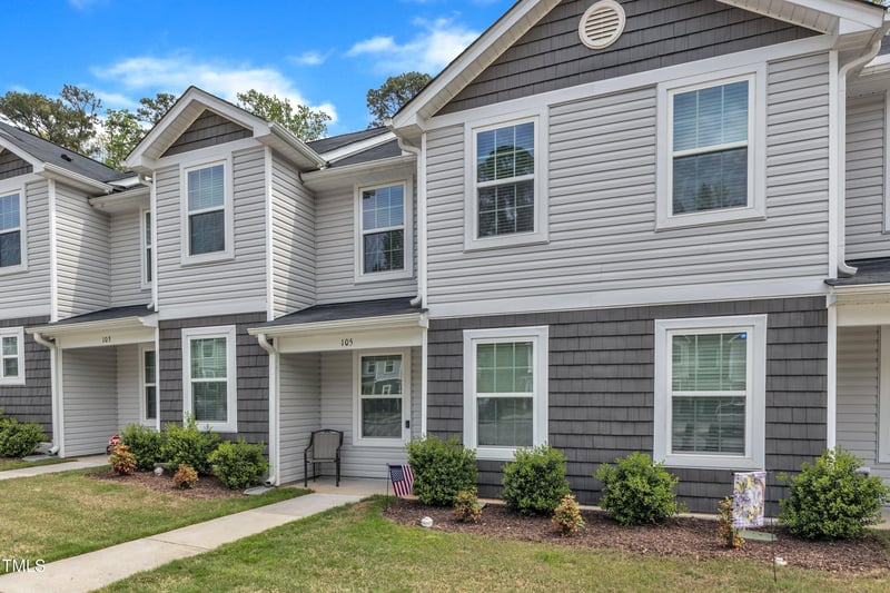 918 Green St #F105, Franklinton, NC 27525