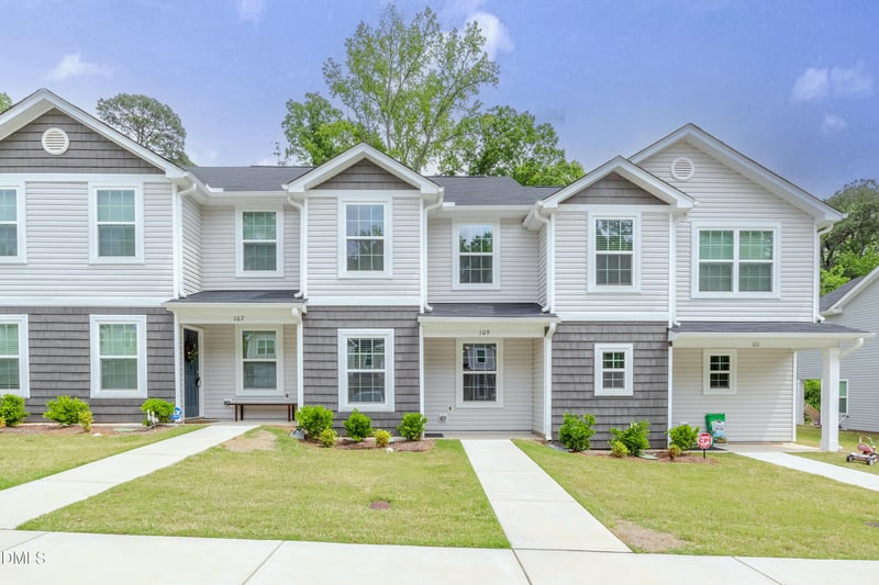 918 Green St #F109, Franklinton, NC 27525