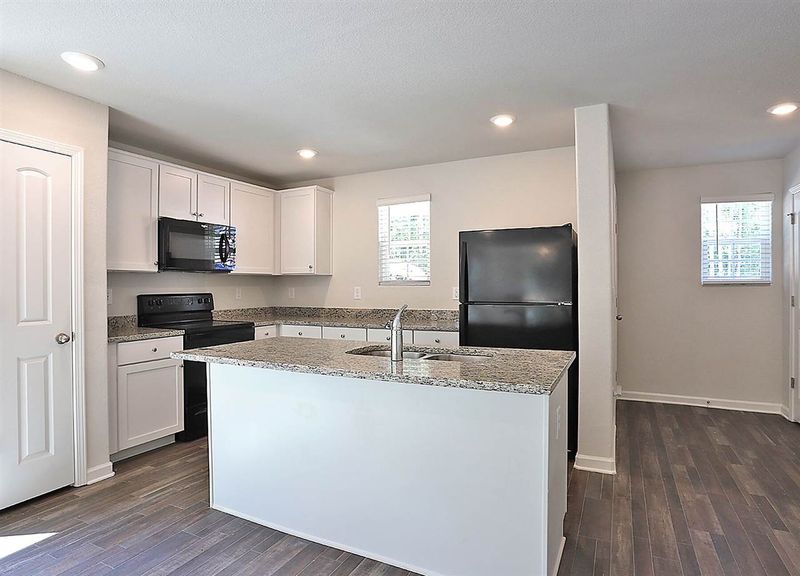 918 E Green St #G101, Franklinton, NC 27525