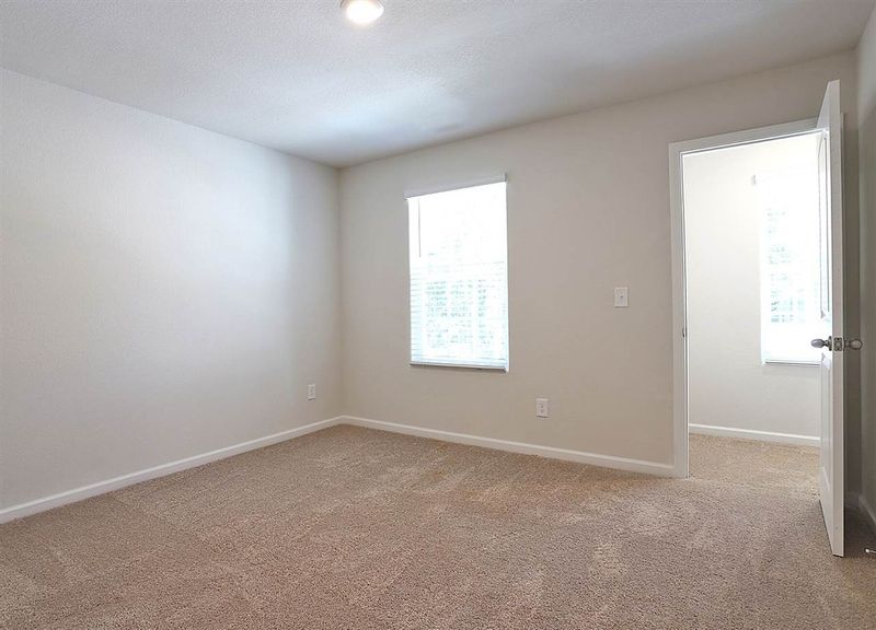918 E Green St #G105, Franklinton, NC 27525