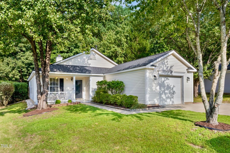 918 Homestead Park Dr, Apex, NC 27502